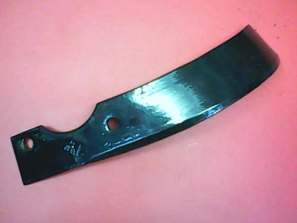 Нож почвофрезы ЛЕВЫЙ МК75/80/105/135  04.03.032.000 68 мм по цент. отверстий, длинна 230мм