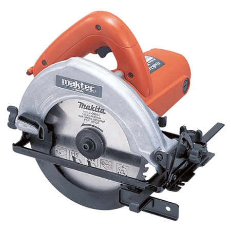 Дисковая пила элек. MAKTEC MT560 165мм глубина реза 90°-56мм 45°-37мм 1050Вт,4700об