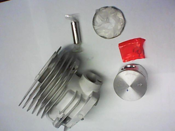 Поршневая всборе HUSQVARNA-350  44мм Неоригинал 5038699-71С