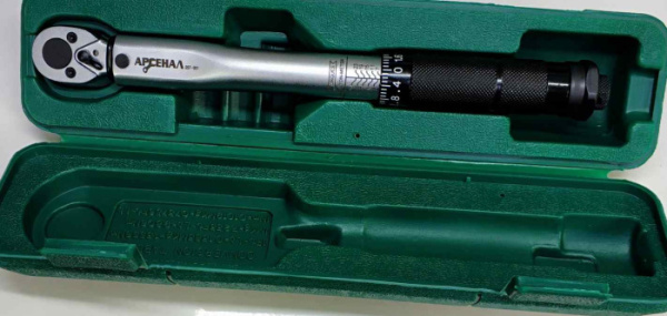 Ключ динамометрический 1/2 Ombra 50-350 Нм A90014